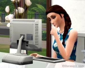 Программист за компьютером в The Sims 4